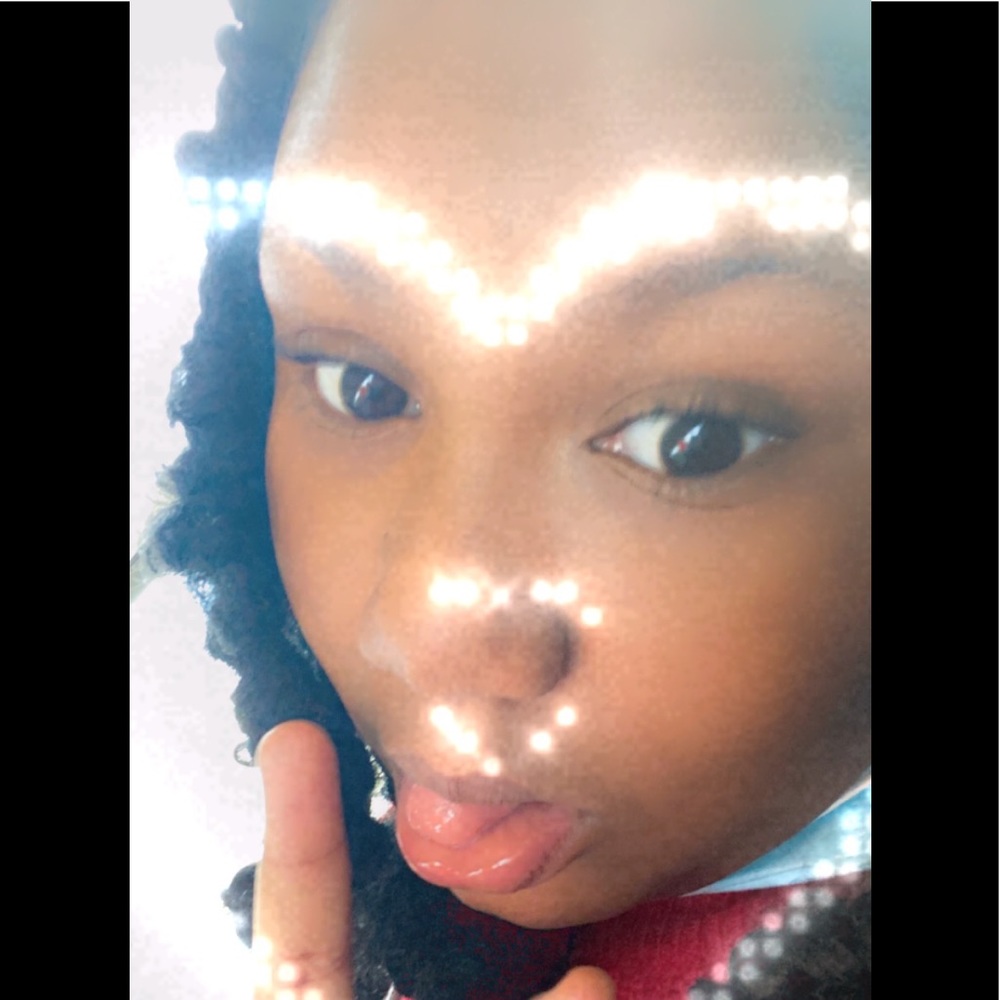 Meet your Posher, Kamoni